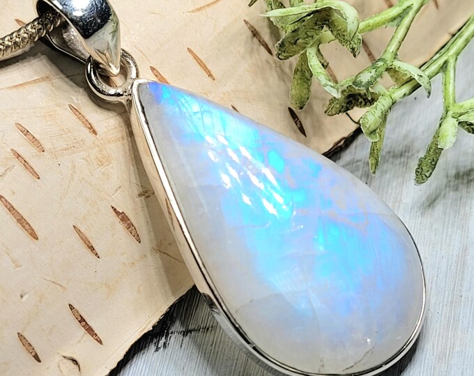 Moonstone Pendant, Moonstone Sterling Silver Pendant, Handmade Moonstone Pendant, Statement Moonstone Pendant, Boho Pendant, HT11