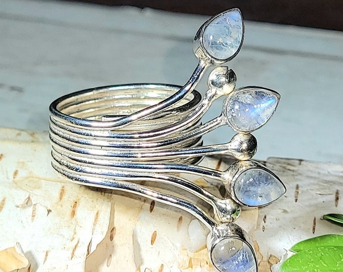 Natural Unique Design Rainbow Moonstone .925 Sterling Silver Ring Size 7 7 Grams 1 1/4" x 3/8" P29