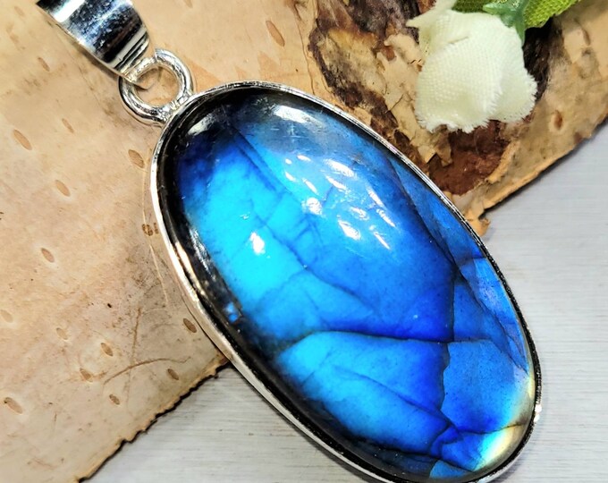 Labradorite Pendant, Blue Labradorite Sterling Silver Pendant, Handmade  Labradorite Pendant, Gift for Her, Statement Pendant DM10