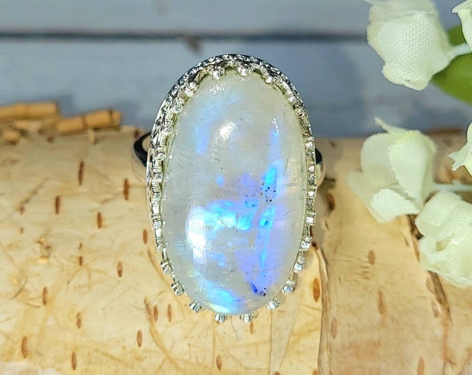 Natural High Grade Rainbow Moonstone .925 Sterling Silver "Crown Prong" Ring Size 6.5 Weighs 8 Grams DC