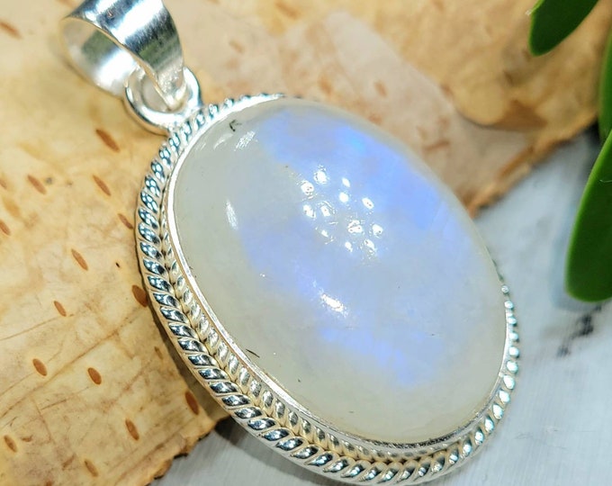 Natural High Grade Blue Flash Rainbow Moonstone Oval Handmade .925 Sterling Silver Pendant 1 3/4" x 1" 10 Grams DC29