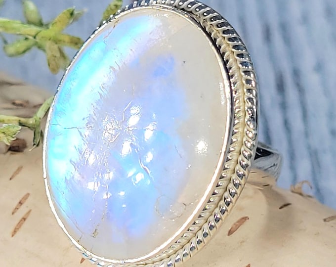 AAAA Rainbow Moonstone Sterling Silver Ring - Size 8.75