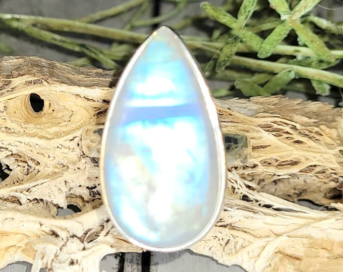 Rainbow Moonstone Ring, Moonstone Ring, Moonstone Sterling Silver Ring Size 7, Statement Ring, Handmade Ring, Boho Ring, Gift for Her, GE