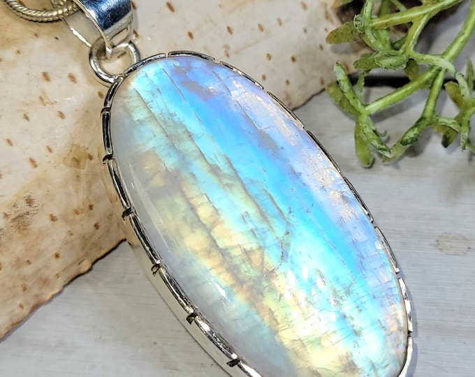 Moonstone Pendant, Rainbow Moonstone Sterling Silver Pendant, Premium Grade Moonstone Pendant, Gift for Her, Statement Pendant, GJ34