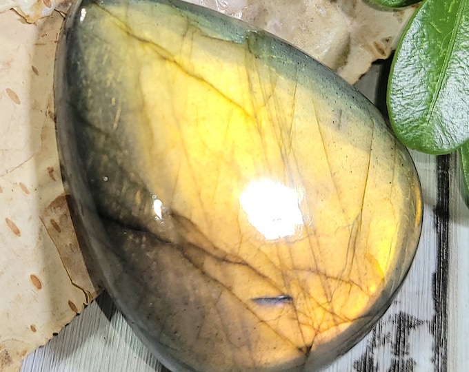 Natural Top Quality Multi-Flash Labradorite Pear Cabochon 50ct 10 Grams 35mm x 28mm Wire Wrapping, Weaving or Pendant, Collector EZ27