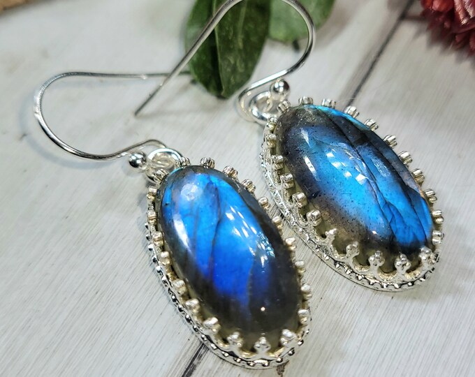 Natural AAA Grade Blue Flash Oval Labradorite Handmade .925 Crown Prong Sterling Silver Earrings 8 Grams 1 1/2" x 1/2" CS20