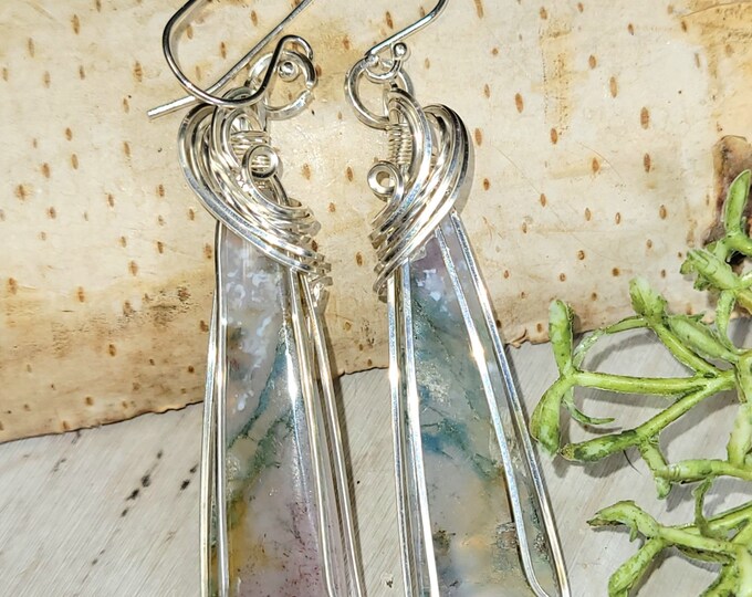 Moss Agate Earrings, Moss Agate Wire Wrapped Earrings, Sterling Silver Wire Wrapped Earrings, Green Moss Agate Wire Wrap Earrings HC32