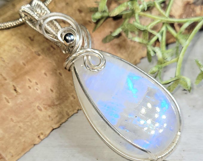 Moonstone Pendant, Hand Wire Wrapped Sterling Silver Moonstone Pendant,  Handmade Moonstone Sterling Silver Pendant, Gift for Her HM16