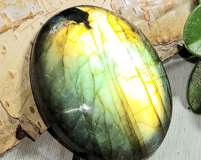 Natural High Grade Multi-Flash Labradorite Oval Cabochon 50ct 10 Grams 32mm x 25mm Wire Wrapping, Weaving or Pendant, Collector AD34