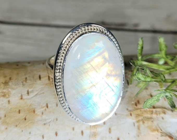 Rainbow Moonstone Ring, Moonstone Ring, Sterling Silver Moonstone Ring, Moonstone Ring Size 7.5, Statement Ring, Boho Ring, GJ