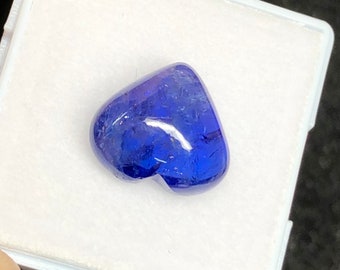 Cabochon de tanzanite naturelle en forme de coeur, pierre semi-précieuse de couleur bleu royal de Tanzanie 7,77 carats