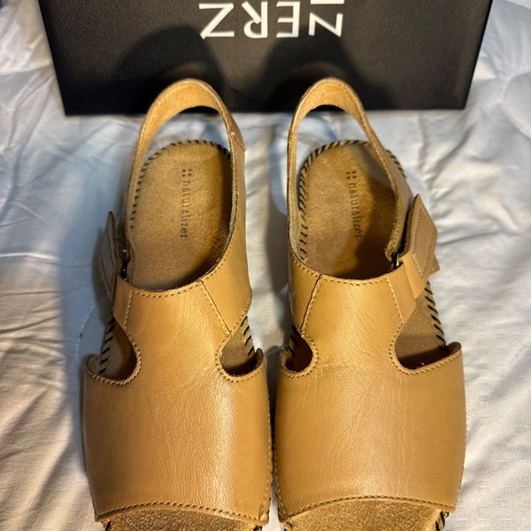 Naturalizer Women’s Shoes Tan Leather upper Size 9