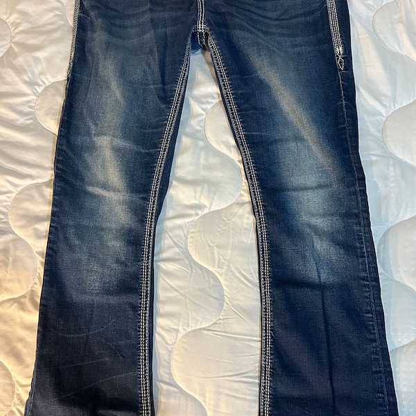 Rock Revival Jeans Größe 31 Schrittlänge 30 Zoll Tali Mid-Rise Bootcut