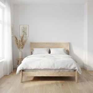 Estructura de cama Queen de roble blanco hecha a mano: decoración de dormitorio de estilo moderno de mediados de siglo.