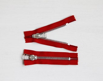 Metal zippers - 2 pieces - red color - 8 or 10 cm - closed bottom