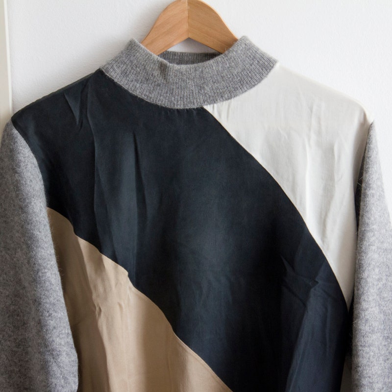 Womens Casual Knit Sweater With Retro Geometric Pattern main image 1