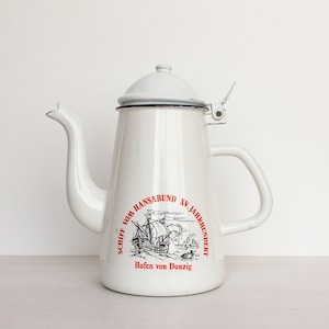 Enameled metal jug - Vintage coffee pot - Teapot - Kettle