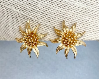 Vintage Boucher Floral Clip On Earrings, Gold Tone Costume Jewelry