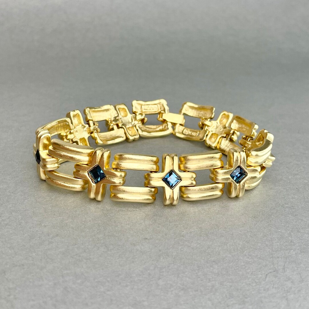 Vintage MOD Blue Stones Bracelet, Mate Gold Tone Dark Blue Rhinestones