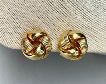 Vintage Erwin Pearl Earrings, Gold Tone Chunky Figural Clip on Earrings, Signed Jewelry, Gift for Her.