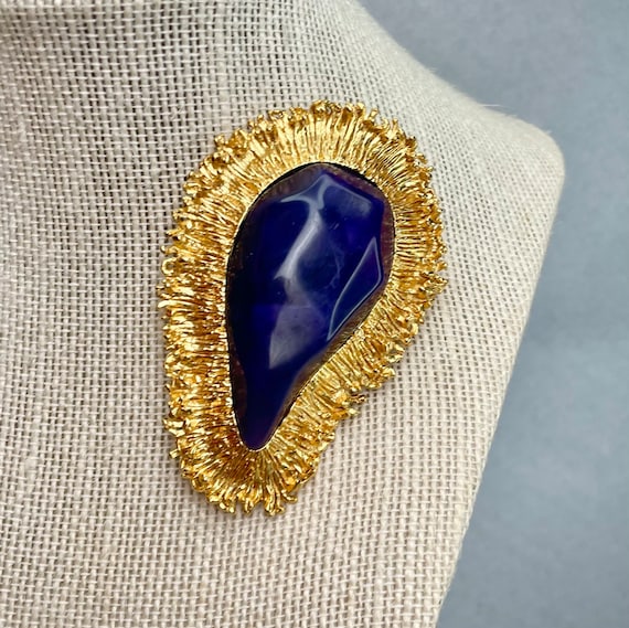 Vintage Givenchy Brooch: Gold Tone Deep Blue Teardrop Cabochon - Etsy