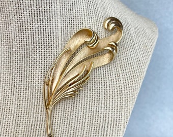 Vintage Crown Trifari Feather Brooch, Gold Tone Long Lapel Scarf Pin, Signed Costume Estate Jewelry, Gift for Her.