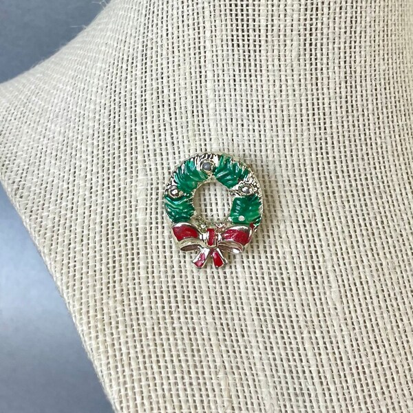 Christmas Wreath Pin Etsy