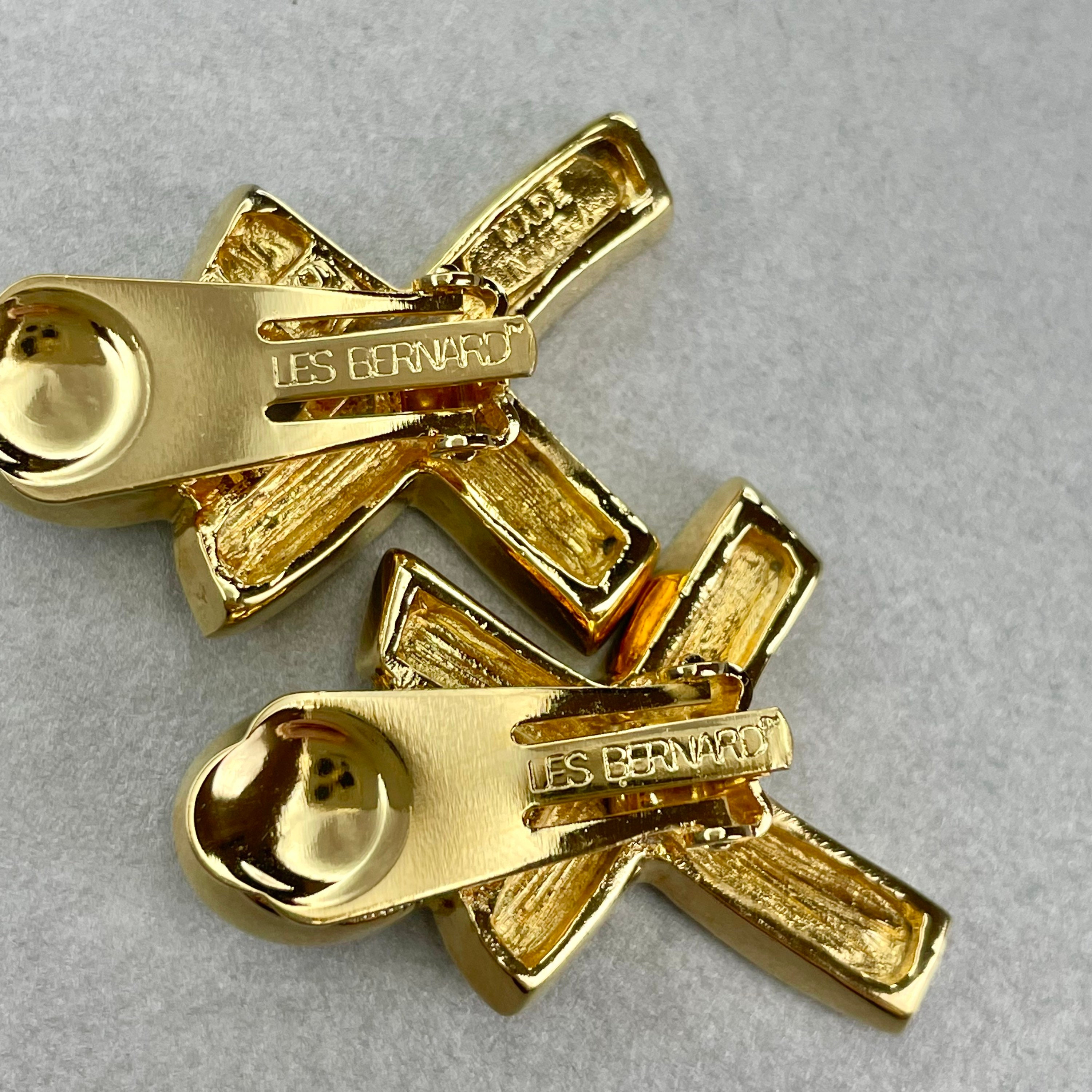 Vintage Les Bernard Rhinestone Clip on Earrings: Gold Silver 