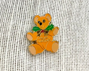 Vintage Christmas Teddy Bear Pin: Gold Tone Enamel Brooch