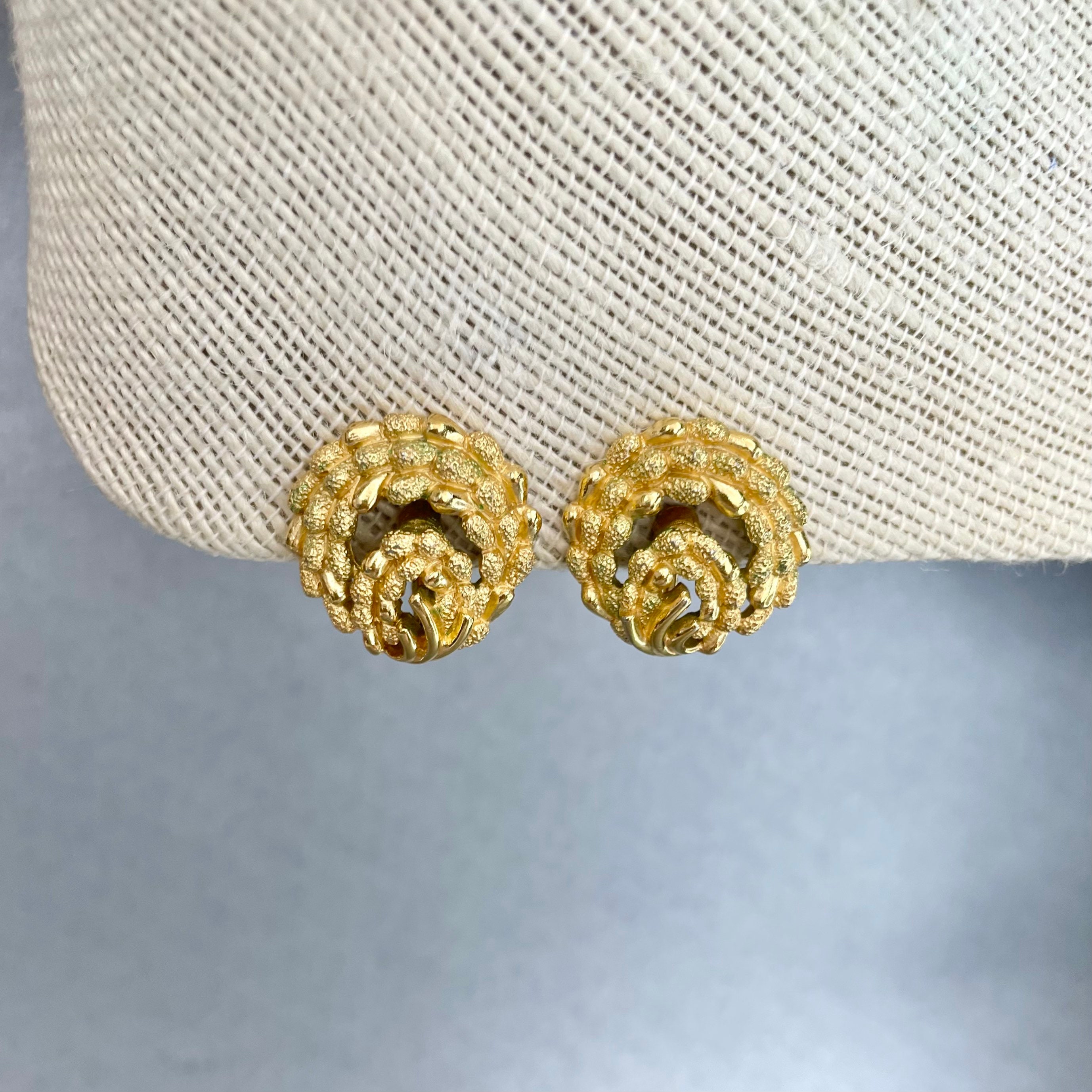 Vintage Crown Trifari Round Earrings Brushed Gold Tone Clip 