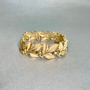 Vintage Crown Trifari Leaf Bracelet, Gold Tone Leaves Plant Pattern Wide Chunky Bracelet, Signed Estate Costume Jewelry, Gift for her.
