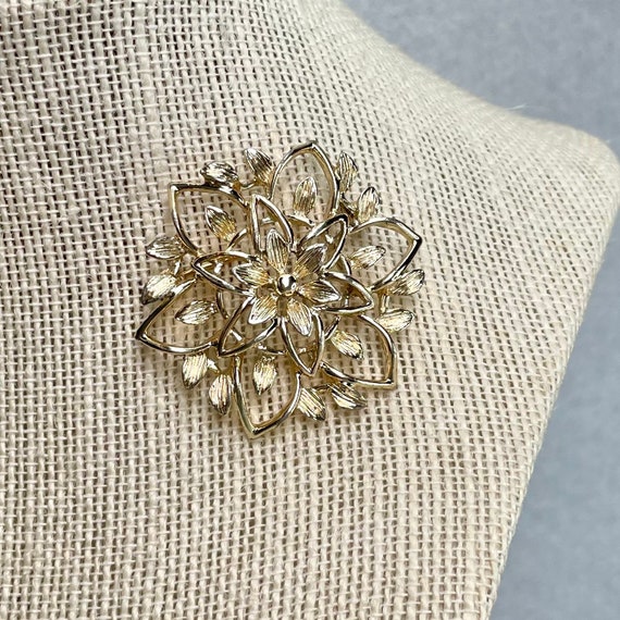 Vintage Sarah Coventry Floral Brooch, Light Gold … - image 1