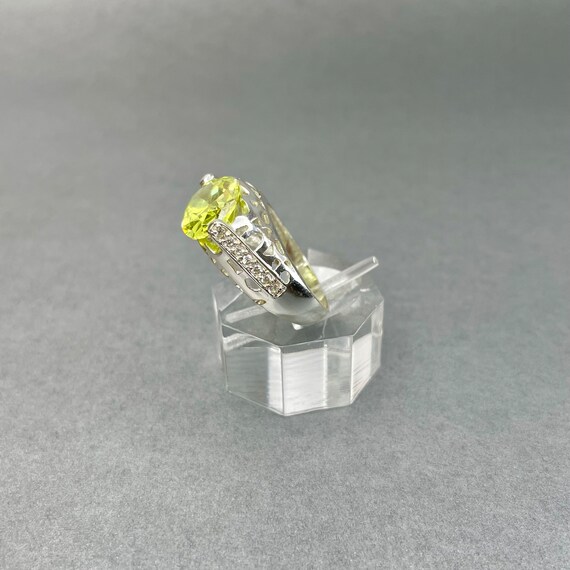 Vintage Yellow-Green Crystal Ring, Oval Rhineston… - image 5