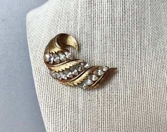 Vintage JONETTE JEWELRY JJ Brooch, Gold Tone Clear Marquise Rhinestones Crystal Scarf Lapel Pin, Estate Costume Jewelry, Gift for Her.