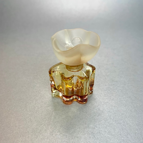 Vintage oscar de la renta perfume clearance