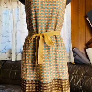 is this dress gold and white or black and blue M Missoni Metallic Gold Zig-Zag Mini Dress – Blogger Armoire main image 0