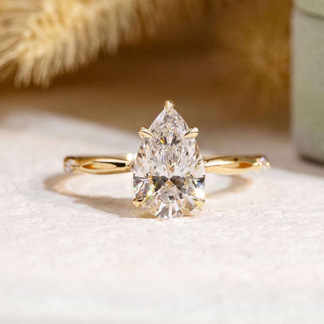 2 Carat Pear Cut Lab Grown Diamond Ring, Pear Shaped Engagement Ring ...