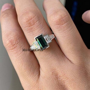 Green Moissanite Ring, Green moissanite Engagement Ring Baguette Cut Moissanite Ring, 1.59 CT Green Baguette Cut Moissanite Wedding Ring.