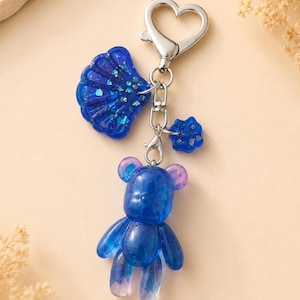 Handmade Blue Bear Resin Keychain, Ocean Shell Bag Charm, Sparkly Purse Accessory