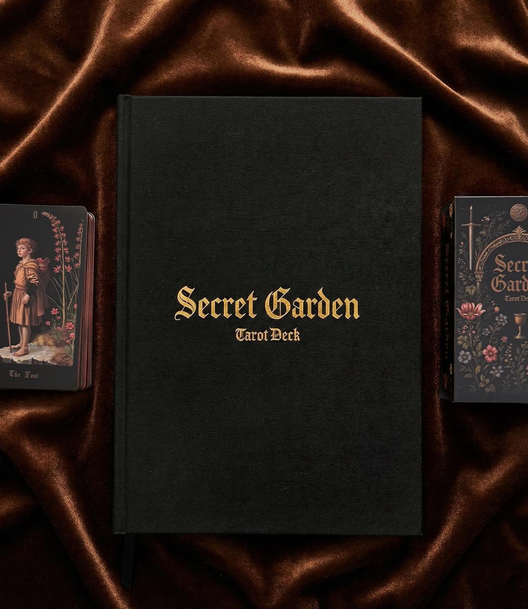 Secret Garden Tarot Set – Tarot Deck + Companion Art Book