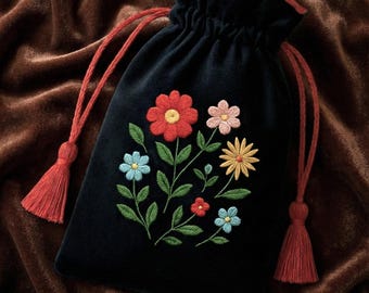 Secret Garden Tarot Pouch – Embroidered Tarot Bag