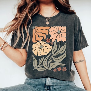 Wildflower Tshirt, Wild Flowers Shirt, Floral Tshirt, Flower Shirt, Gift for Women, Ladies Shirts, Best Friend Gift Shirt,Nature Lover Shirt