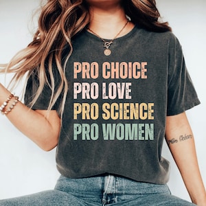 Pitbull Dog T-Shirt - Pro-Choice Pro- Feminism Pro-Pitbull Pitbull Dog T-Shirt - Pro-Choice Pro- Feminism Pro-Pitbull