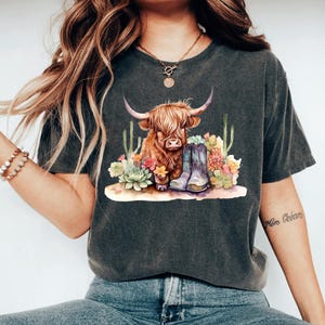 Highland Cow Shirt, Western Shirt, Country Shirt, Cow T-shirt, Farm Shirt, Country Music, Cowgirl Shirt, Southern Shirt Rodeo Shirt Boho Tee
