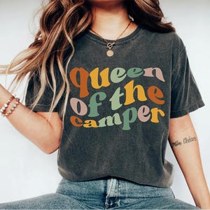 Queen Of The Rv Shirt, Funny Camping Camper Vacation Gift Queen Of The Rv Shirt, Funny Camping Camper Vacation Gift