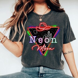 Desert Tshirt, Cactus Tee, Country Shirt, Summer Tshirt, Western Shirt, Skull Shirt, Desert Tee, Country Concert Shirt Cowgirl Shirt