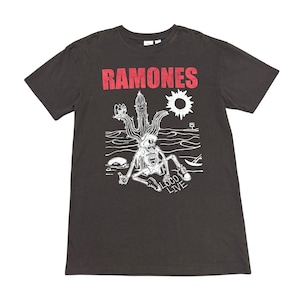 Ramones Shirt Tour Shirt Concert Shirt Punk Shirt Rock Shirt Vintage Band Shirt Music Shirt Merchandise Shirt Graphic Tee Streetwear Shirt