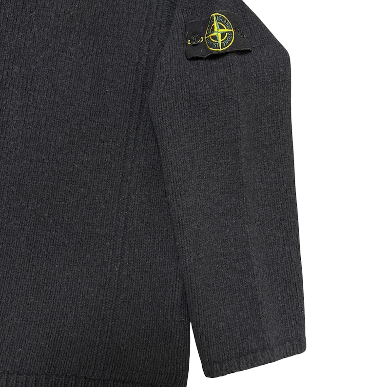 Vintage Stone Island-trui zwarte hoge hals zwaar gebreide wollen herentrui gebreide kleding gemaakt in Italië designerkleding afbeelding 5