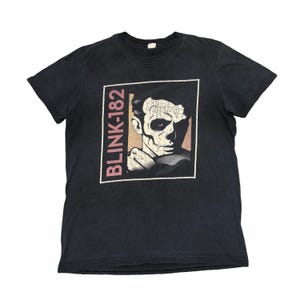 Blink 182 Shirt Punk Shirt Vintage Band Shirt Tour Shirt Concert Shirt Green Day Shirt The Offspring Shirt Deftones Shirt Sum 41 Emo Shirt