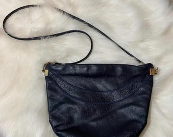 Vintage women's navy  crossbody purse